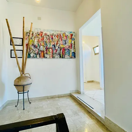 Minturnae ホテル スカウリ