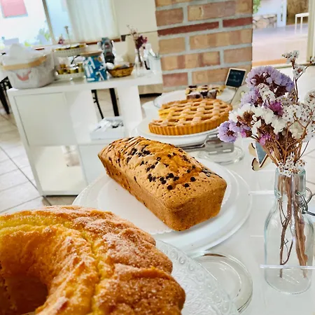 Minturnae ホテル 2*