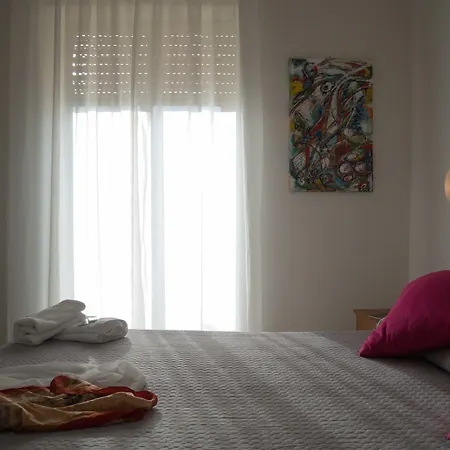 Minturnae ホテル 2*