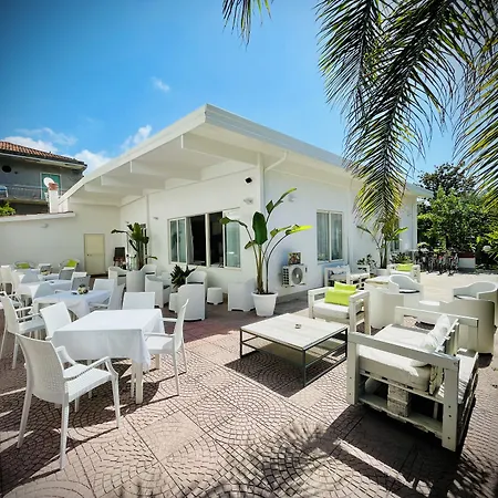 Hotel Minturnae 2*